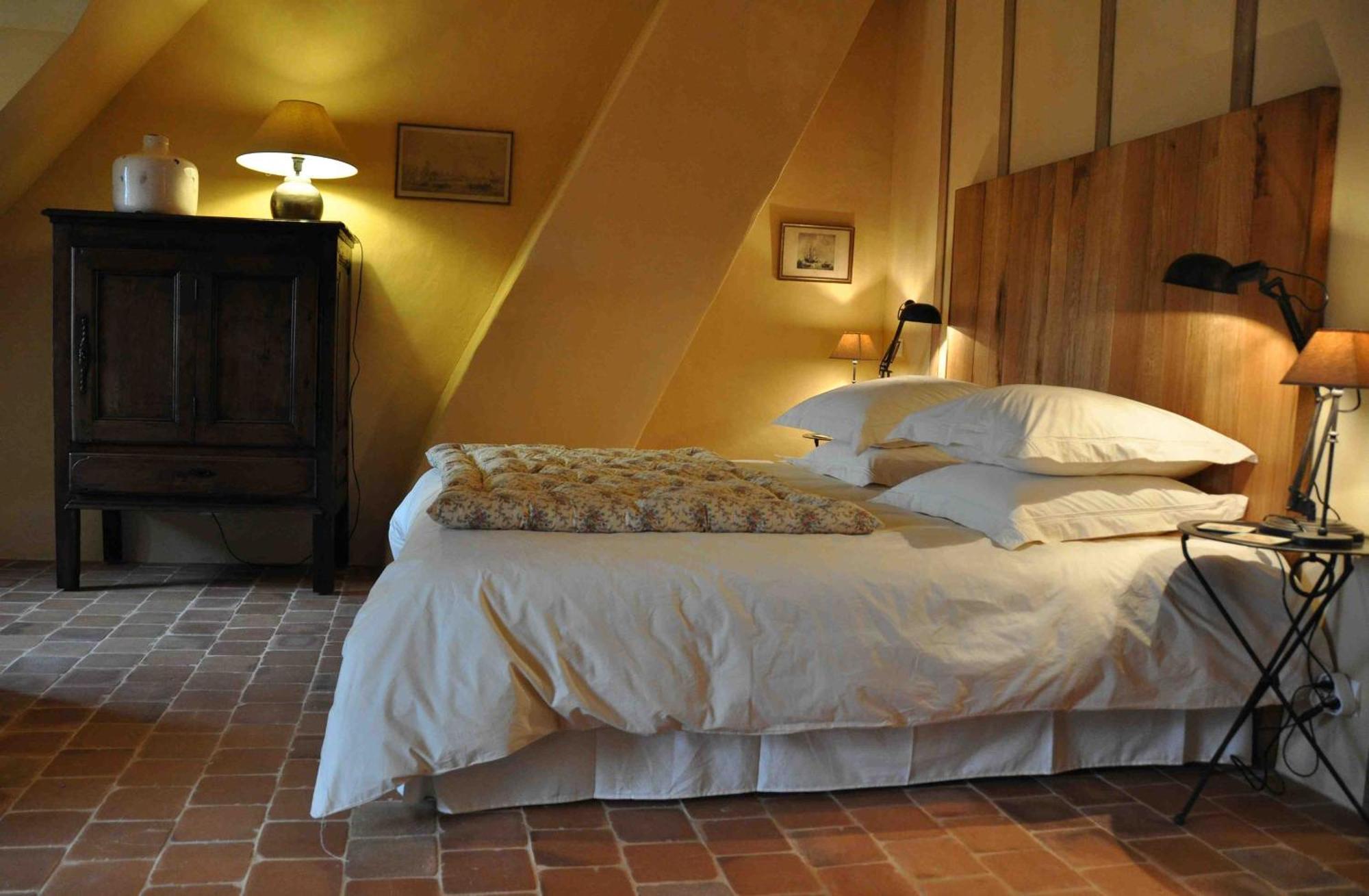 Chalais  ドメーヌ デュリ ドフュ Bed & Breakfast エクステリア 写真