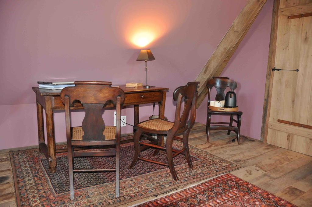 Chalais  ドメーヌ デュリ ドフュ Bed & Breakfast エクステリア 写真